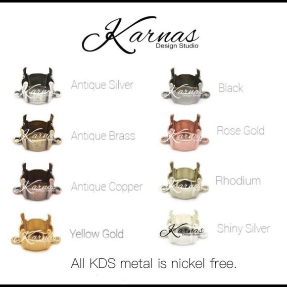 HAUNT IT Stud Earrings Crystal KDS - Picture 3 of 3